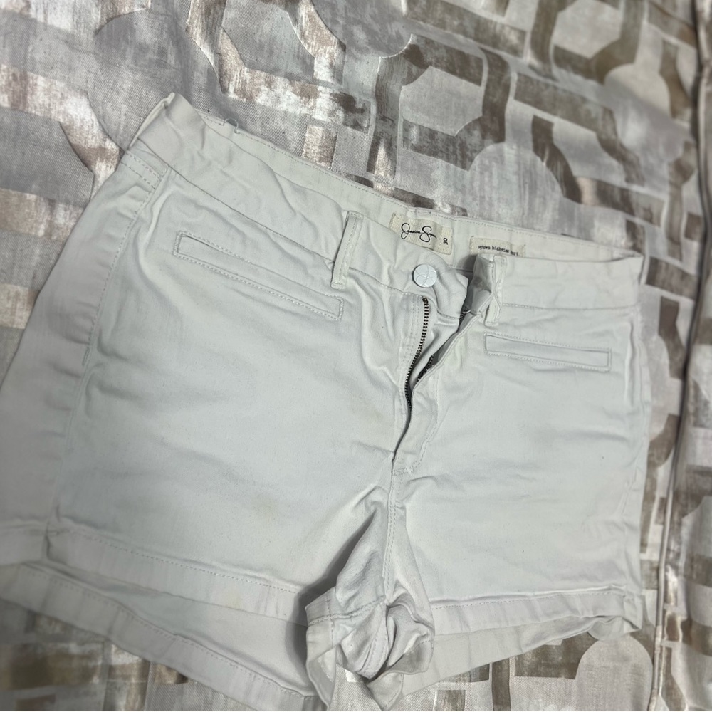 White denim Jessica Simpson shorts